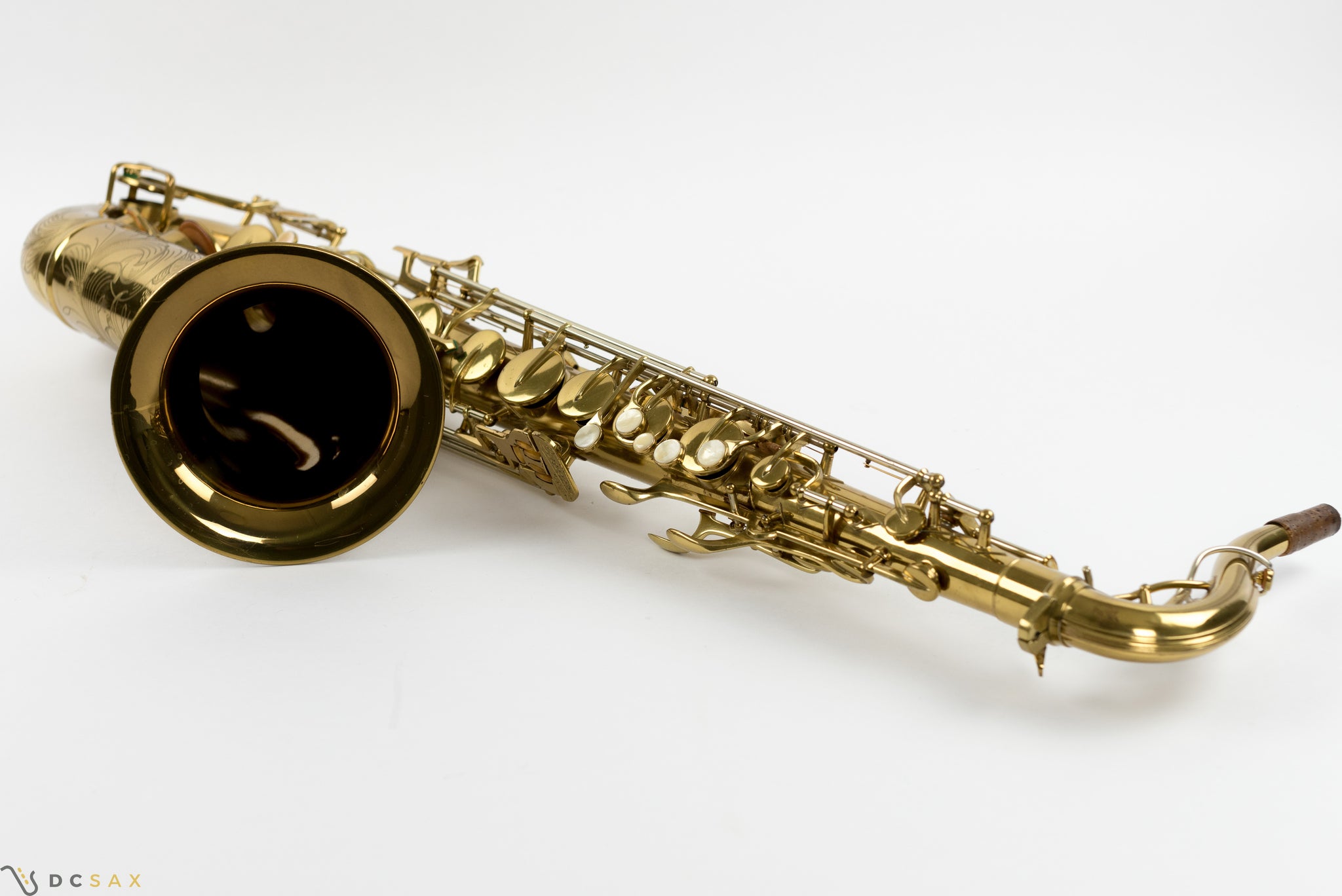 1945 Buescher 400 Top Hat and Cane Tenor Saxophone, Near Mint, Original Lacquer